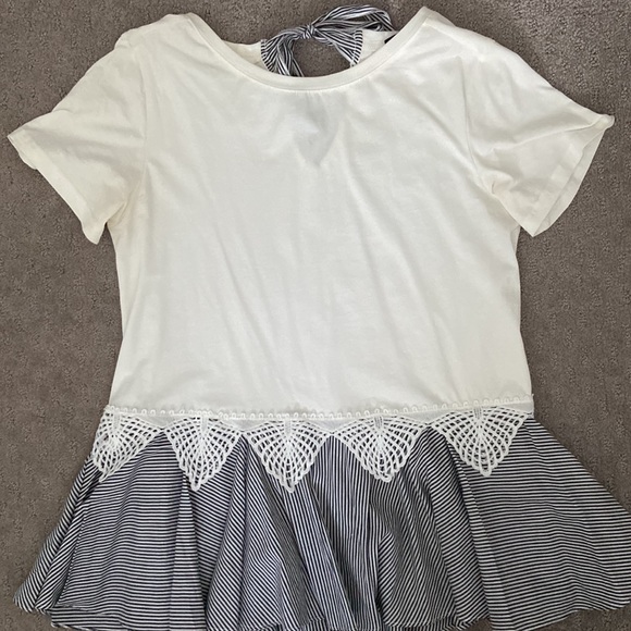 Super cute T-shirt top - Picture 2 of 3